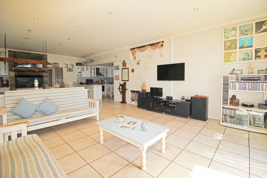 3 Bedroom Property for Sale in Blue Lagoon Western Cape